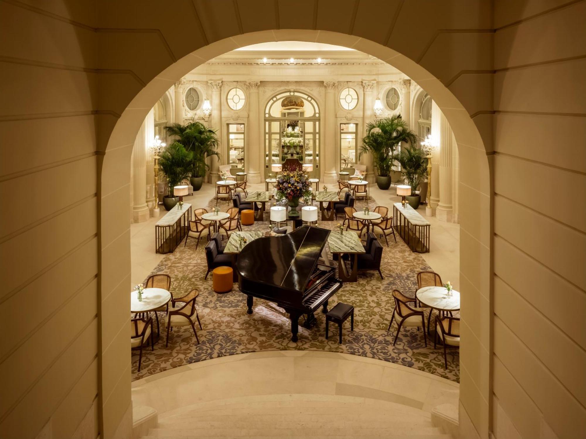 Corinthia Grand Hotel Astoria Брюксел Екстериор снимка